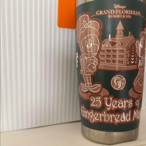 🔥 2024 WDW Grand Floridian Gingerbread 25th Anniversary 16oz Cold/Warm Mug - Picture 2 of 9